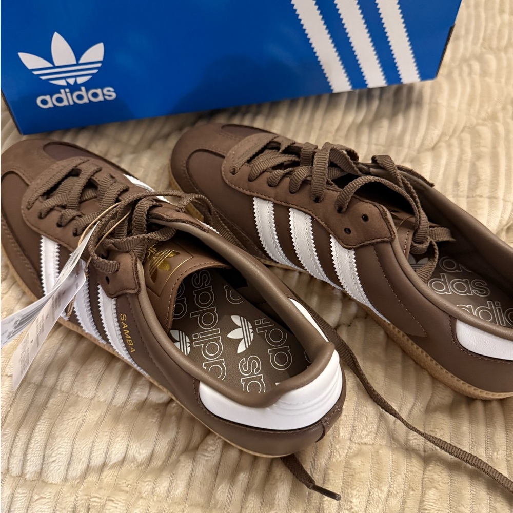 Adidas Woman’s Samba Sneakers in Brown and White